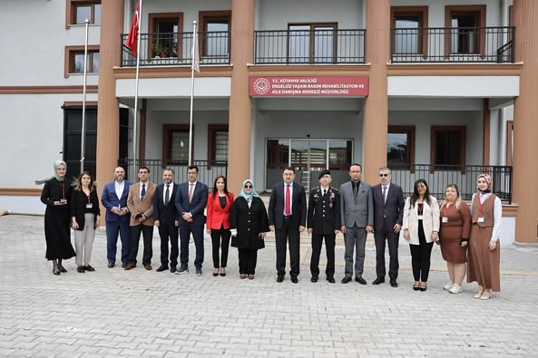 Kütahya Belediyesi, Engelliler Haftası'nda Gönül Köprüleri Kurdu