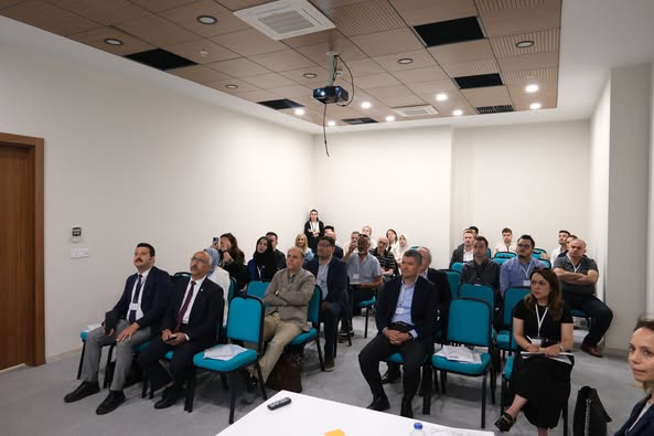 Balıkesir Üniversitesi'nde Güney Marmara'nın Temiz Enerji Geleceği Tartışıldı
