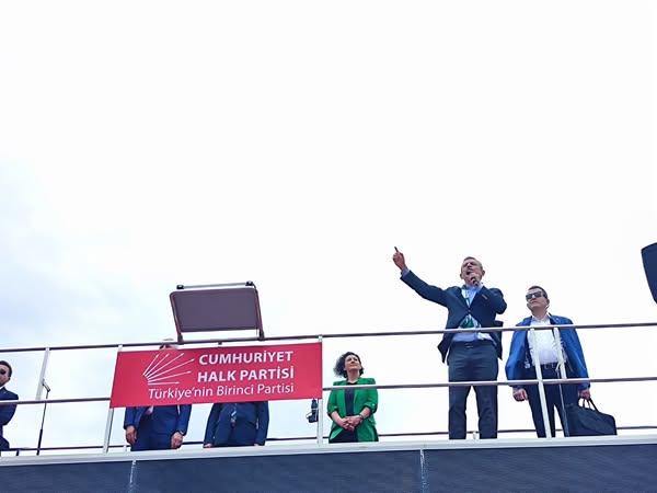 CHP Bursa Mitingi Büyük İlgi Gördü: Vatandaşlar 