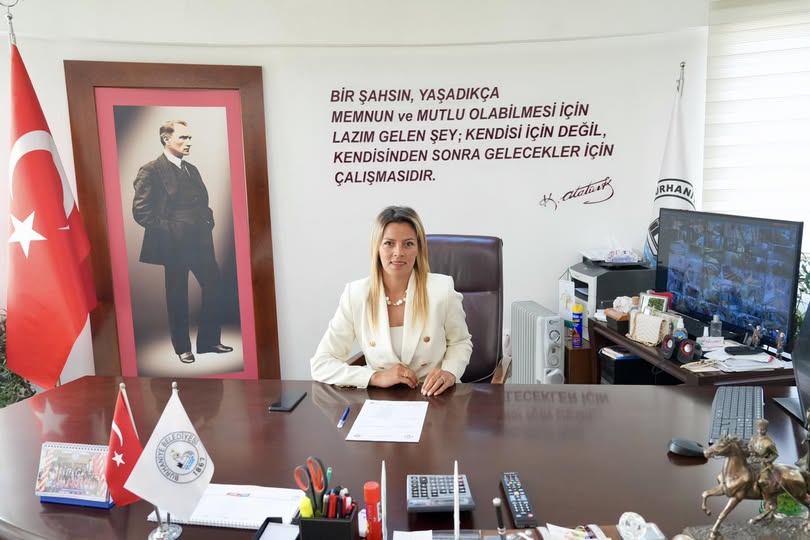 Burhaniye Belediye Başkanlığına Vekâlet Esra Ersoy'a Devredildi