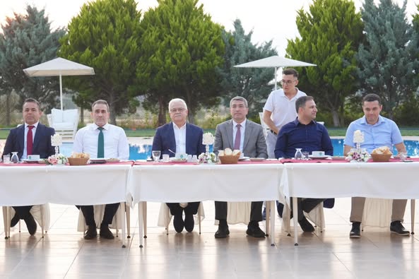 Burhaniye Kaymakamı İlyas Memiş'e Veda Gecesi Düzenlendi