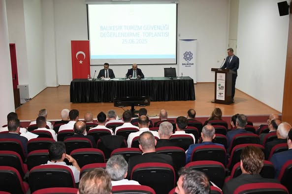 Balıkesir'de Turizm Güvenliği Değerlendirme Toplantısı Gerçekleştirildi