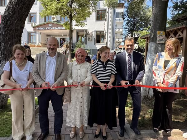 İvrindi'de BALMEK Yıl Sonu Sergisi Yoğun İlgi Gördü
