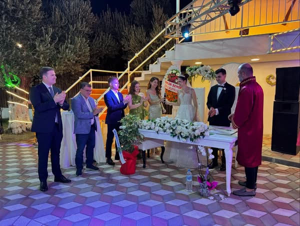 Altıeylül Belediyesi Çalışanından Mutlu Anlar