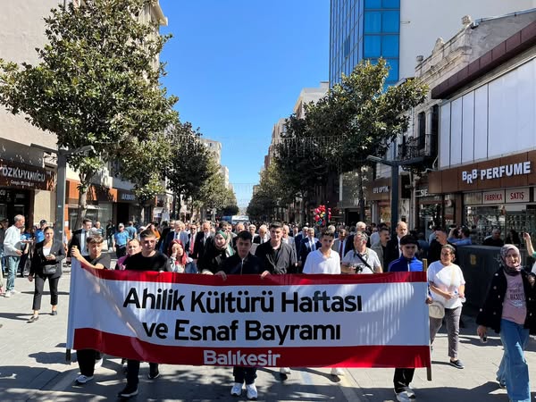 Balıkesir'de Yılın Ahisi Şefik Şen Oldu