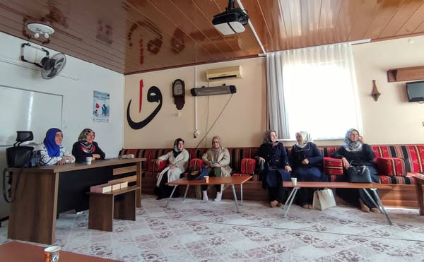 Balıkesir'de Emekli Kur'an Öğreticilerine Vefa Sohbeti