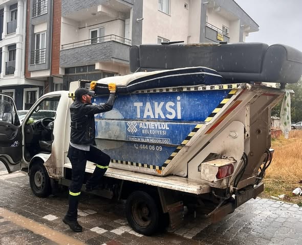 Altıeylül'de Kaba Atık Talepleri Hızlı ve Titizlikle Karşılanıyor