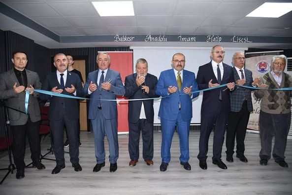 Balıkesir'de İmam Hatip Okullarının Kuruluş Yıldönümü Kutlandı