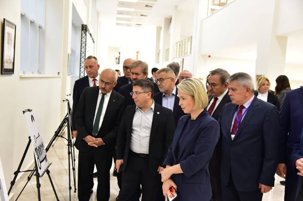 Balıkesir'de Filistin Temalı Hasan Aycın Sergisi Açıldı