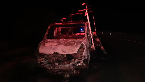 Çanakkale-Bandırma Karayolunda Seyir Halindeki Araç Alev Aldı