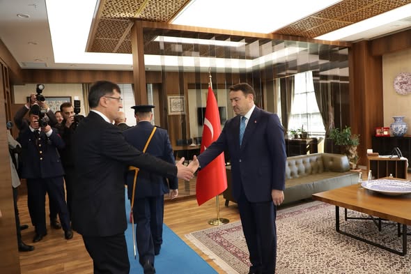 Kütahya'da Cumhuriyet'in 102. Yılı Coşkuyla Kutlandı