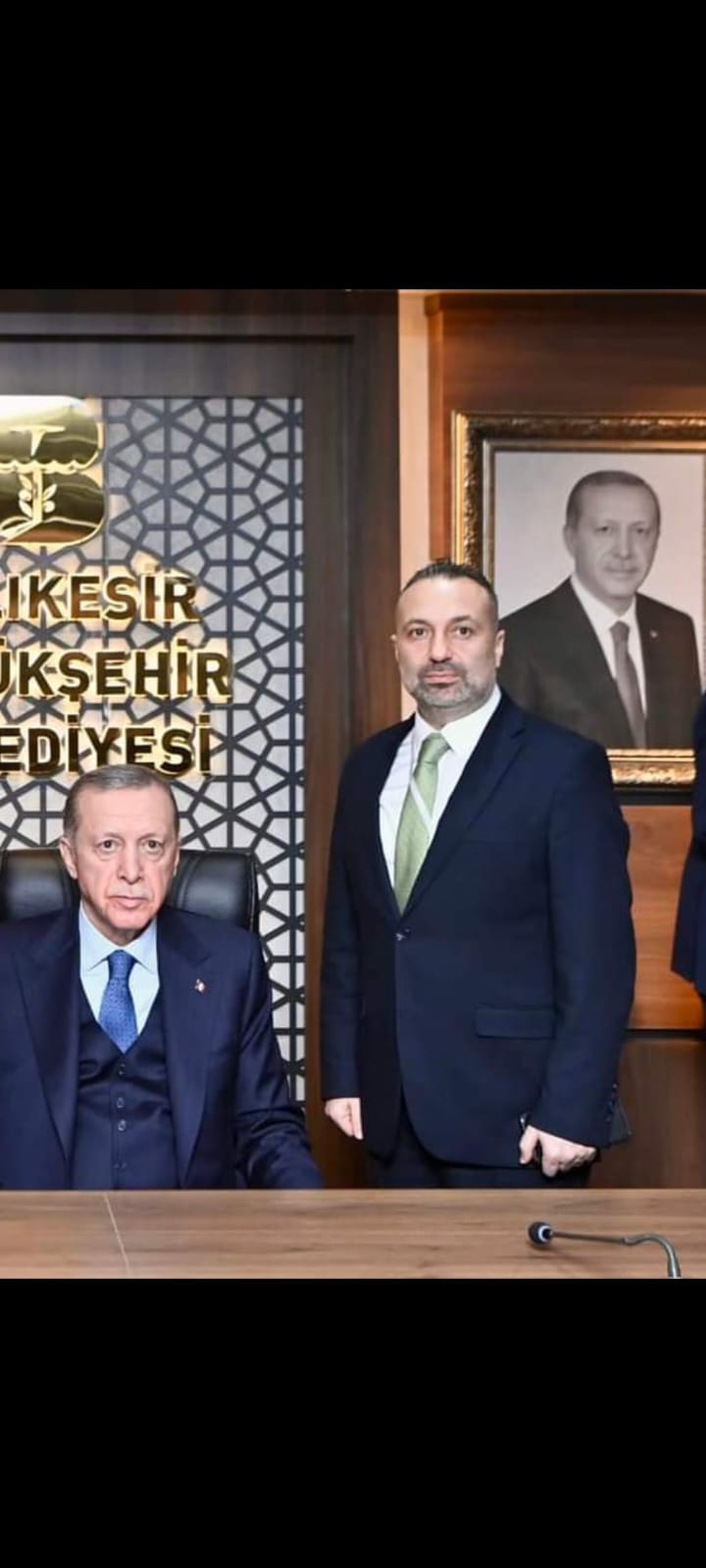 O , ARTIK BAKAN YARDIMCISI