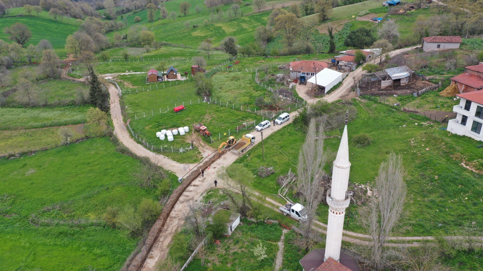 Başkan Akın Gönen’de yılların sorununu çözüme kavuşturdu