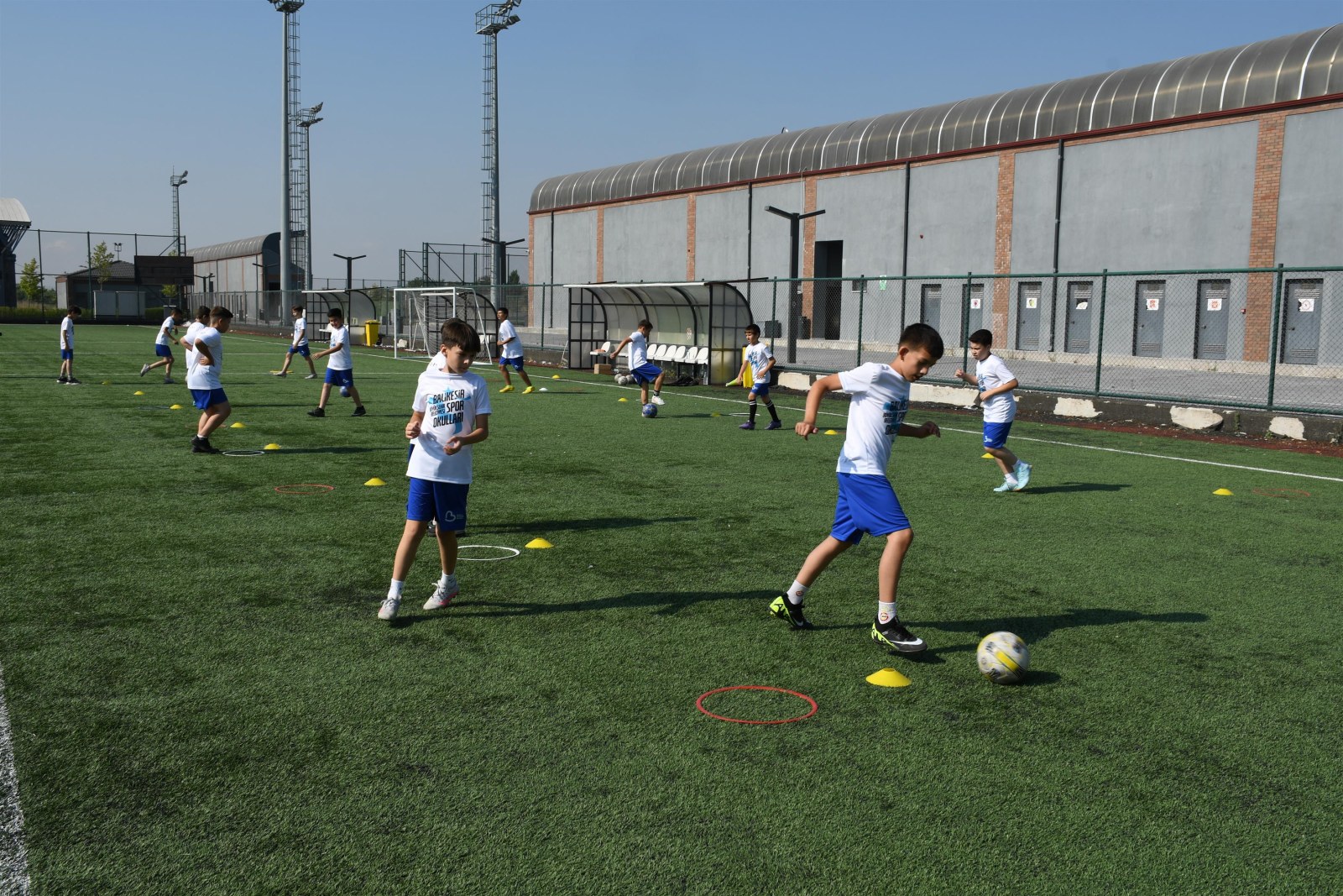 Büyükşehir Yaz Spor Okulları Sağlıklı Nesiller Yetiştiriyor